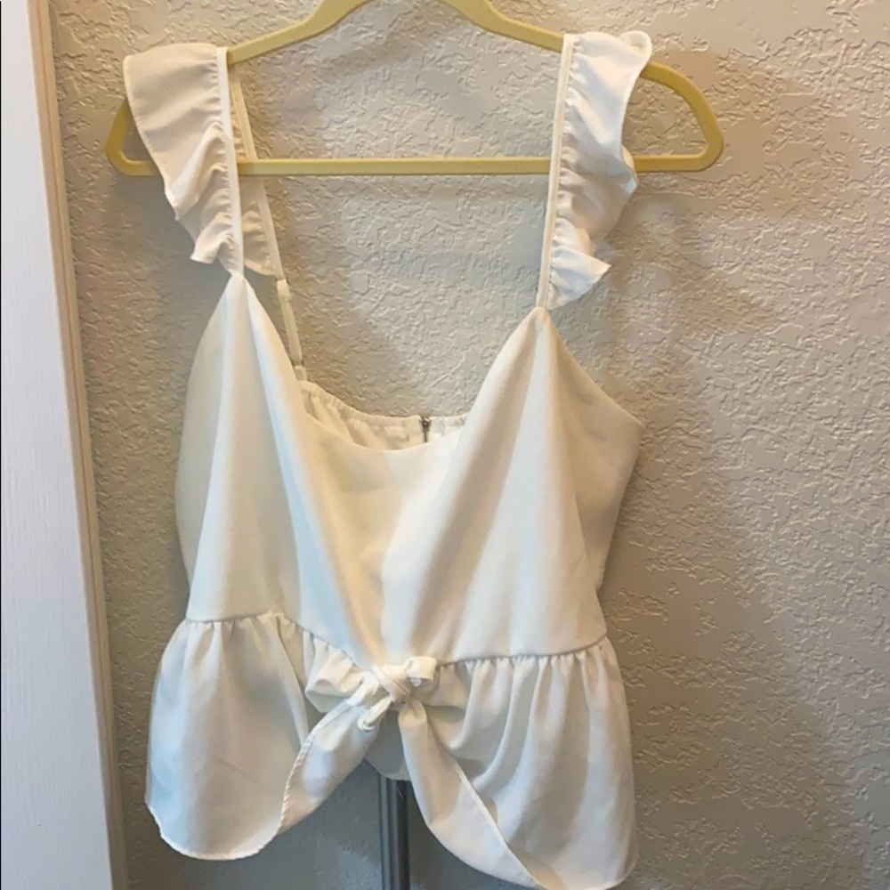Boohoo Cropped Tie Tank Top